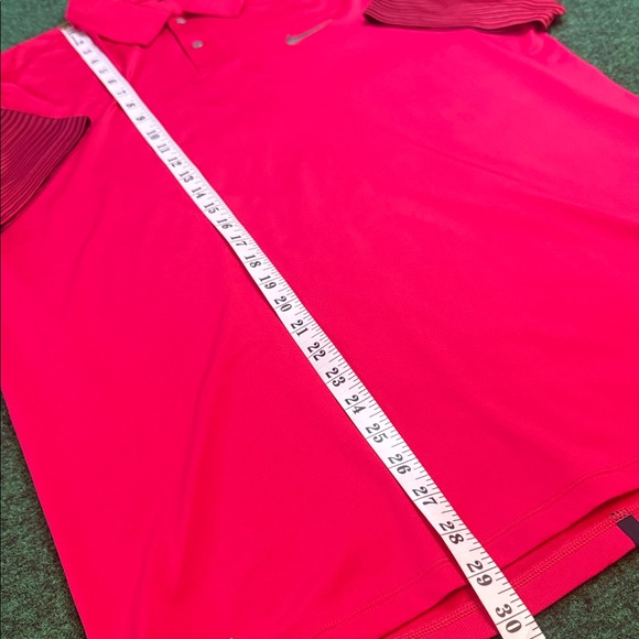 Tiger Woods Collection by Nike Dri-Fit Polo (Red & Black / Size Medium) - Picture 5 of 7